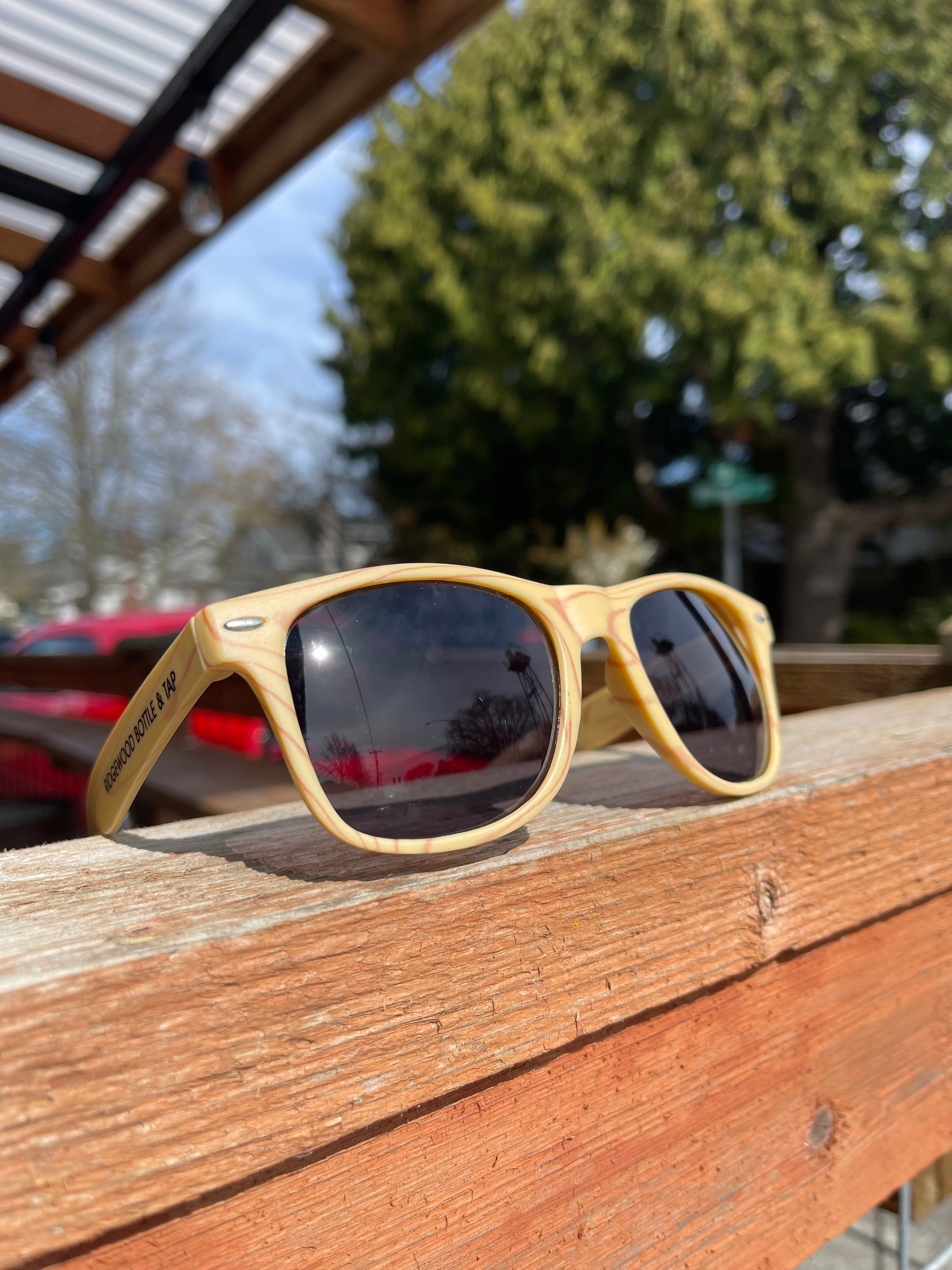 Ridgewood Sunglasses (Woodgrain)